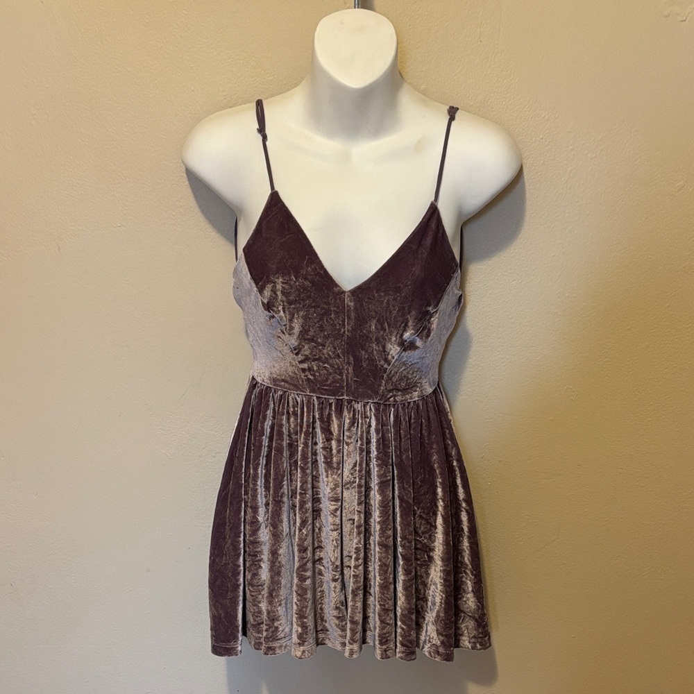 Silence + Noise Velvet Spaghetti Strap Romper in Purple